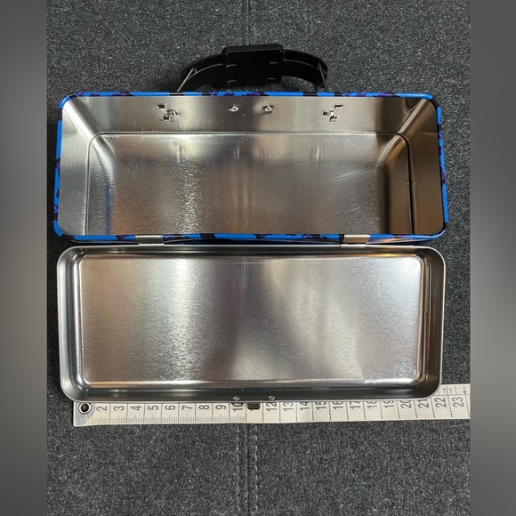 Tin box avengers - Picture 5 of 6